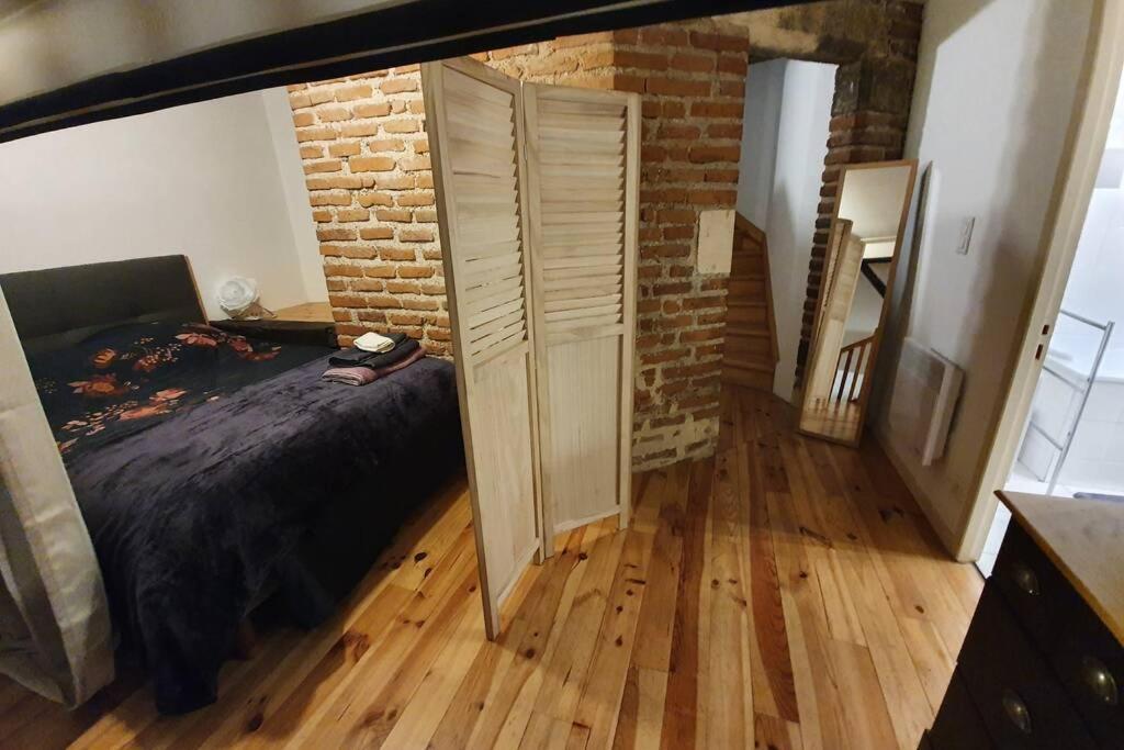 Appartement Exceptionnel 4 Etoiles Hyper Centre Albi 65 M2 Au 4Eme Etage Sans Ascenseur Avec Une Tour Du 12Eme Siecle ภายนอก รูปภาพ